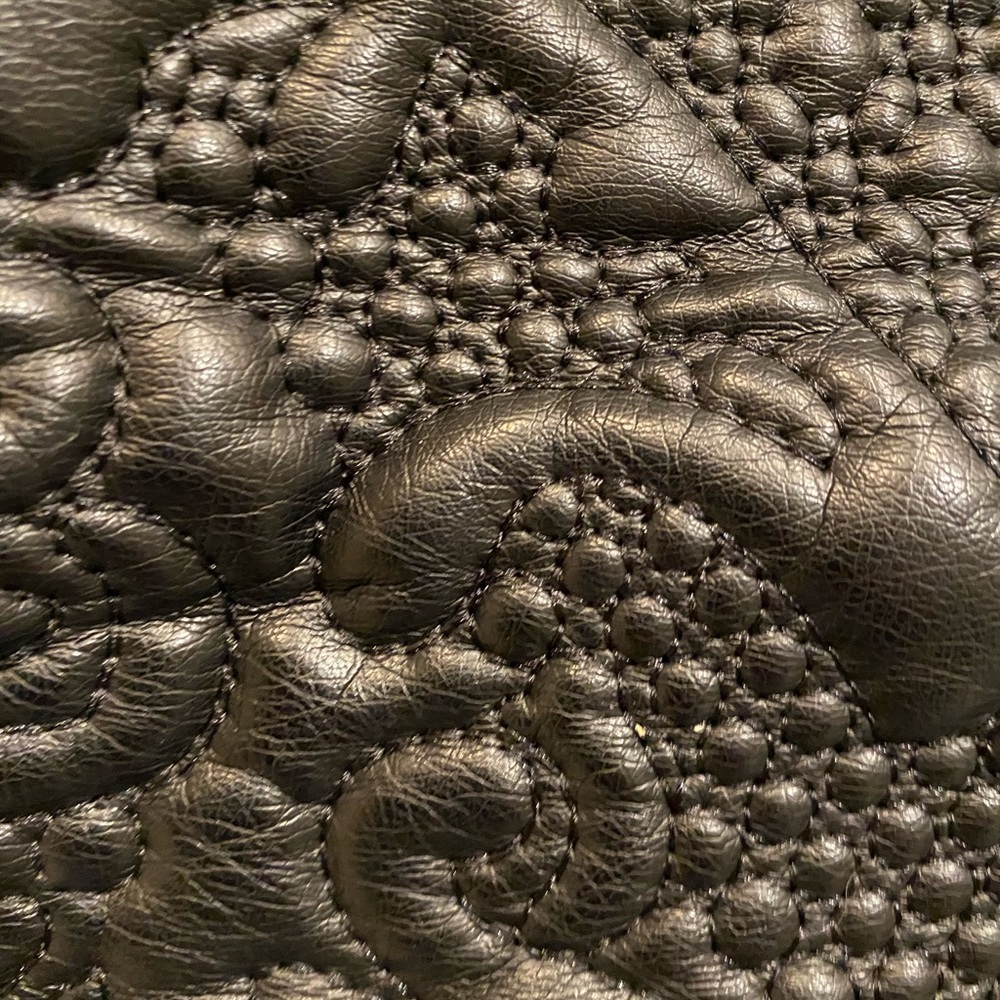 Textured ‘Leather’ Mini - Picture 4 of 6